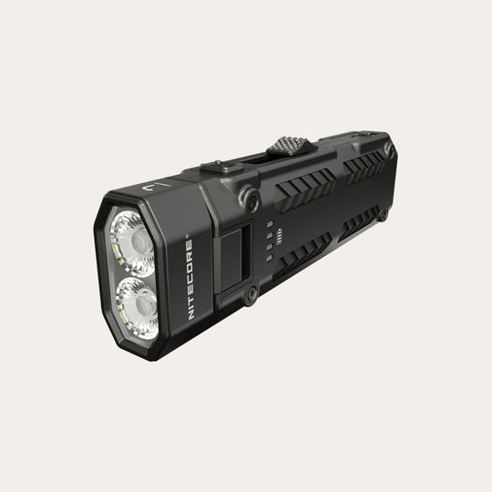 EDC09 – Winkellampe mit Magnetfuss und USB-C Akku – 1600 Lumen