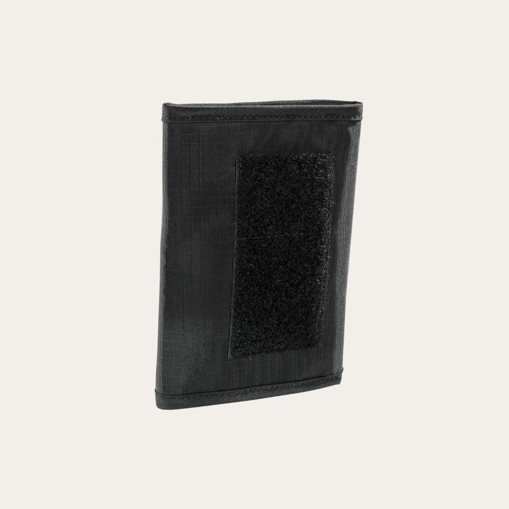 TT Passport Safe – Schutzhülle für Reisepass & Karten mit RFID-Schutz - Black