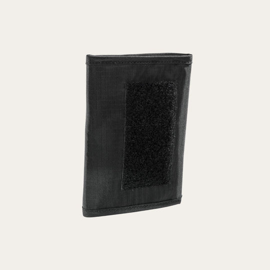 TT Passport Safe – Schutzhülle für Reisepass & Karten mit RFID-Schutz - Black